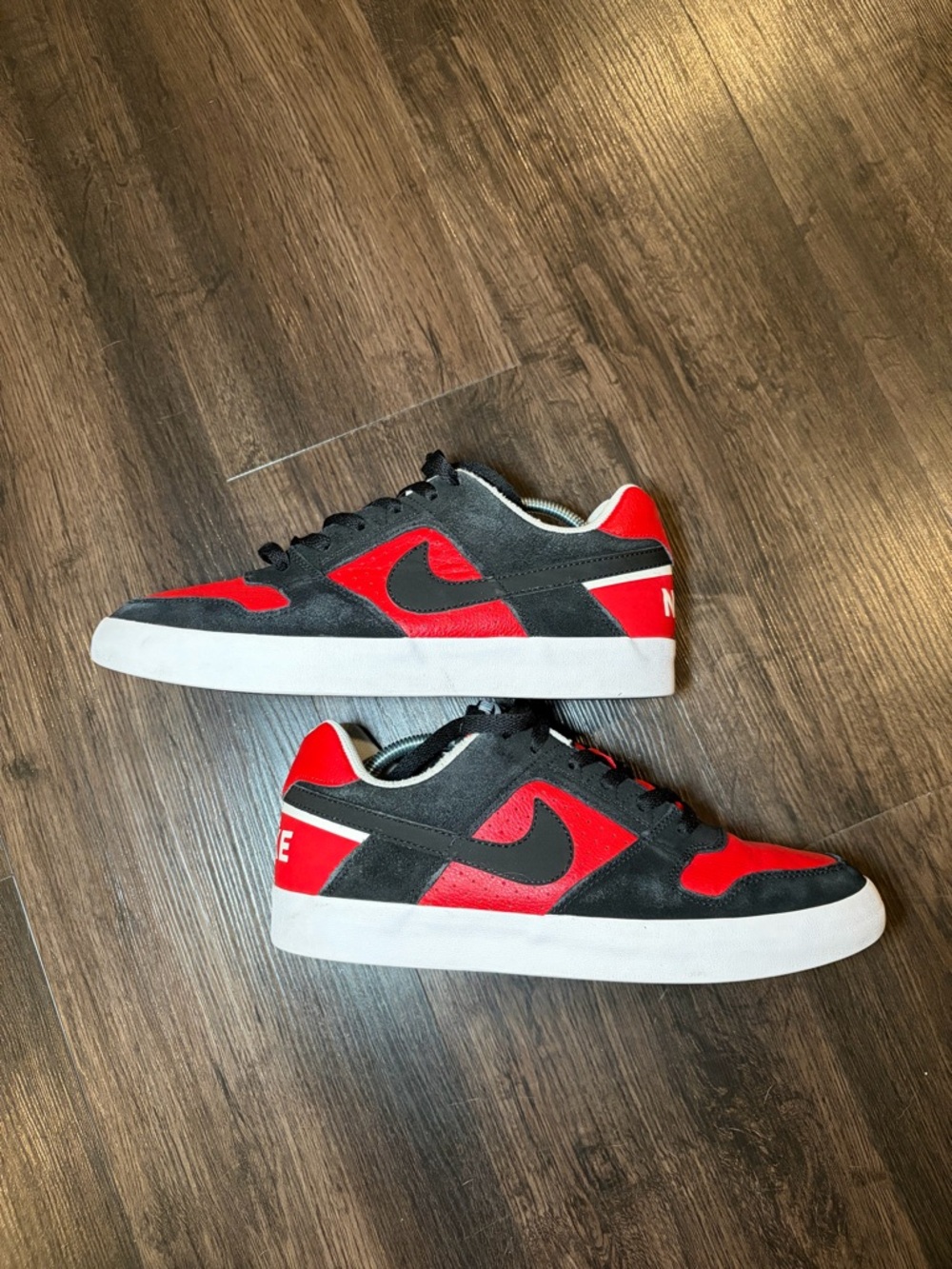 Nike SB Delta Force Vulcan Bred Black Red